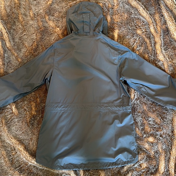 Under Armour Rain Coat Rainjacket Small - Picture 5 of 5